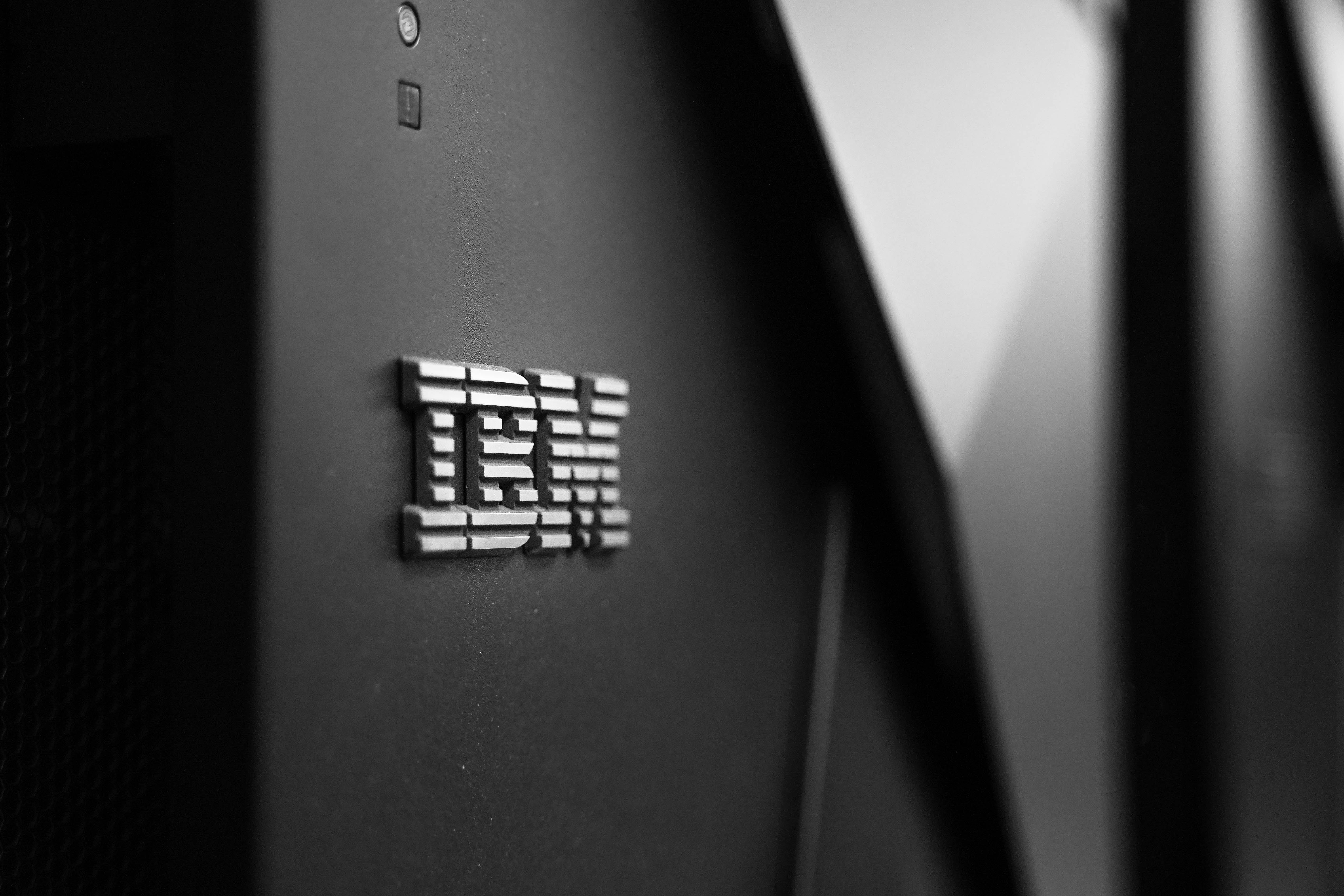 IBM z Os  Mainframe